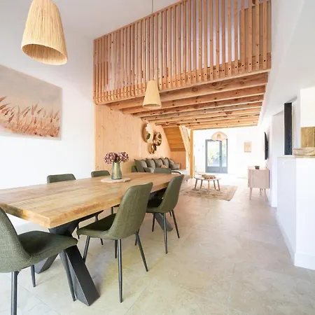 Maison Du Canal Au Bord Du Canal A Cazaux Feriehus